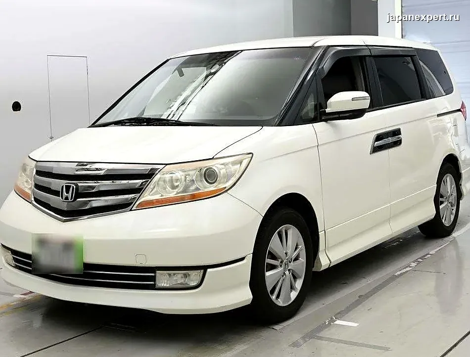 Honda Elysion RR1 2010 — пример продажи на аукционе Японии
