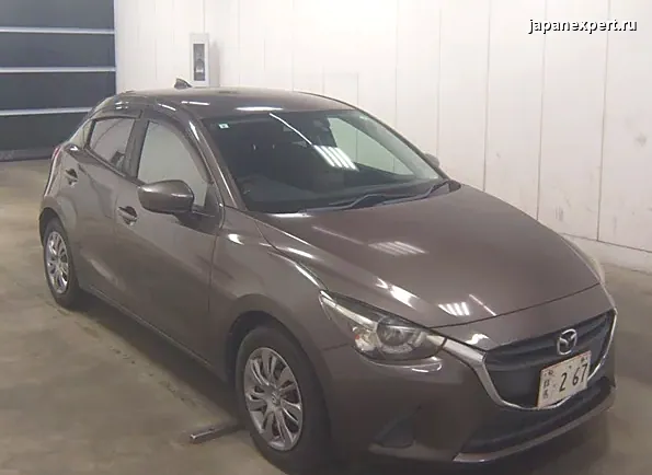Mazda Demio DJ3FS 2017 — пример продажи на аукционе Японии