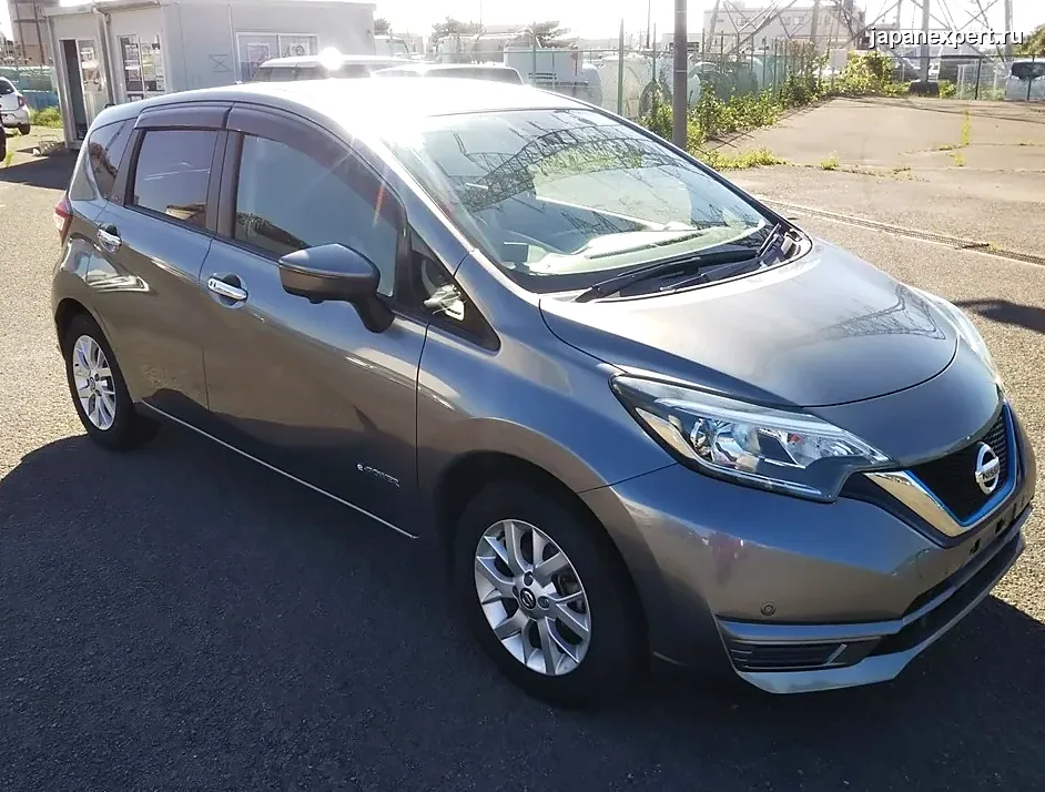 Nissan Note SNE12 2019 — пример продажи на аукционе Японии