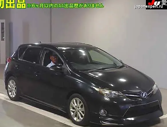 Toyota Auris NZE181H 2014 — пример продажи на аукционе Японии