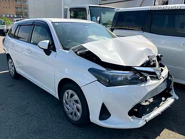 Toyota Corolla Fielder NRE161G 2023 — пример продажи на аукционе Японии