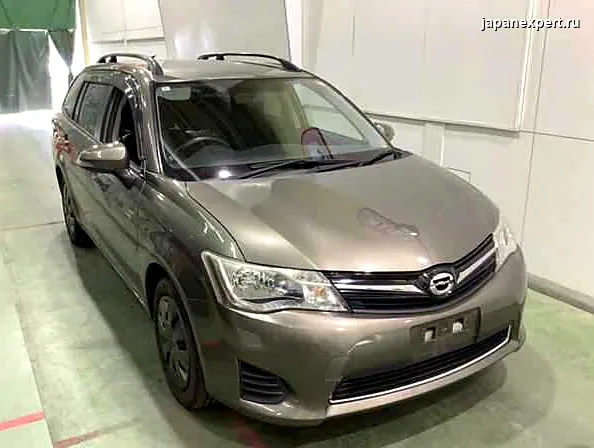 Toyota Corolla Fielder NZE161G 2014 — пример продажи на аукционе Японии