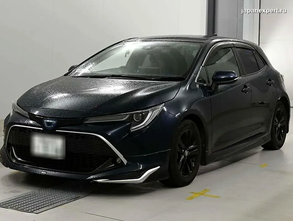 Toyota Corolla Sport ZWE213H 2021 — пример продажи на аукционе Японии