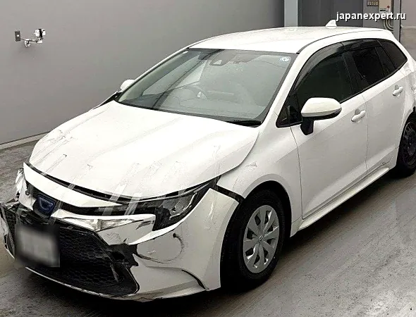 Toyota Corolla Touring ZWE211W 2022 — пример продажи на аукционе Японии
