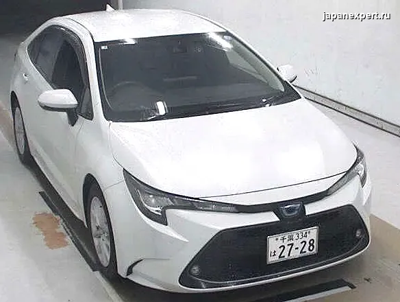 Toyota Corolla ZWE211 2021 — пример продажи на аукционе Японии