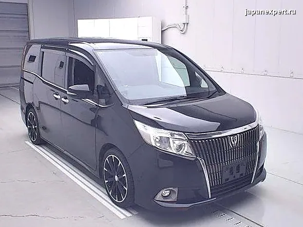Toyota Esquire ZRR85G 2015 — пример продажи на аукционе Японии