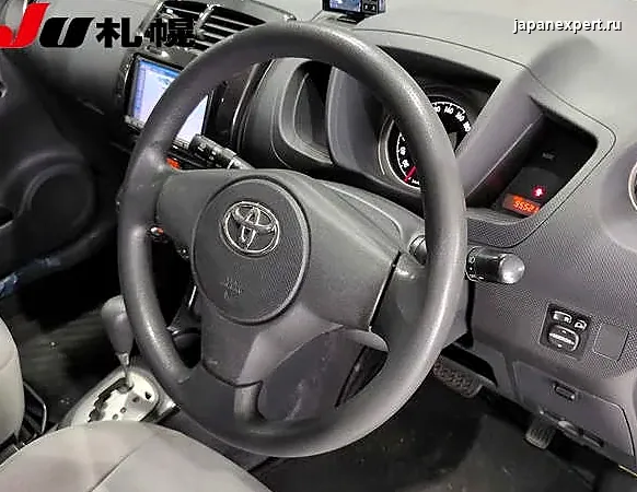 Toyota Ist NCP110 2009 — пример продажи на аукционе Японии