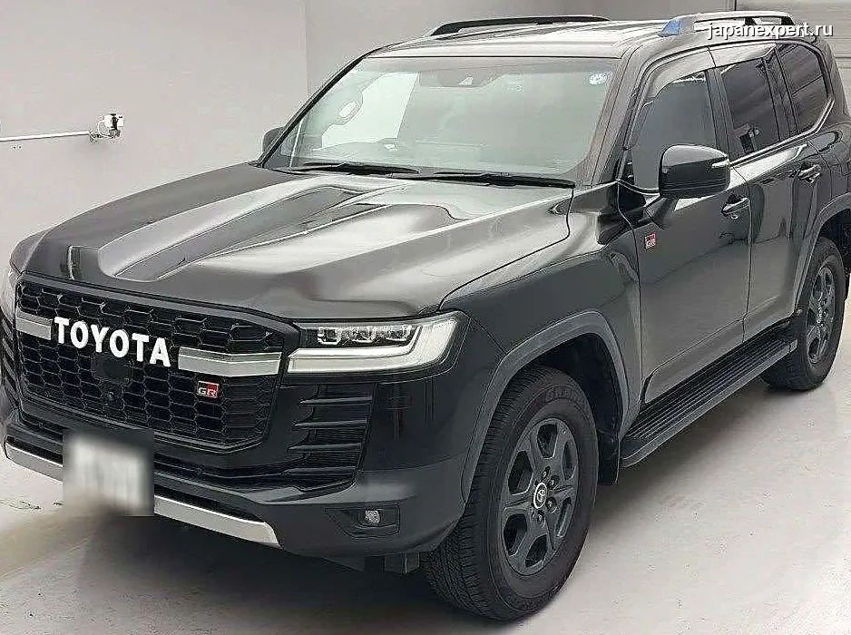 Toyota Land Cruiser FJA300W 2022 — пример продажи на аукционе Японии