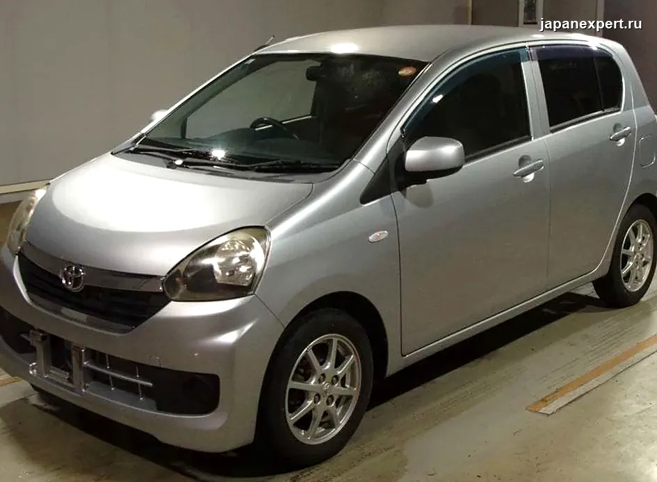 Toyota Pixis Epoch LA300A 2015 — пример продажи на аукционе Японии