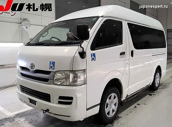 Toyota Regius Ace Van KDH206K 2010 — пример продажи на аукционе Японии