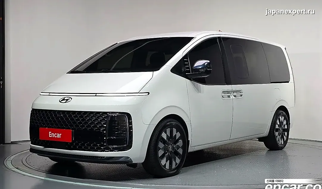 Hyundai Staria 2022 из Южной Кореи — пример предложения