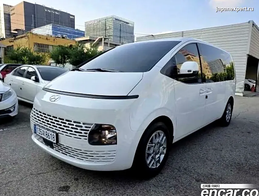 Hyundai Staria Tourer 9-Seater Modern с аукциона в Корее