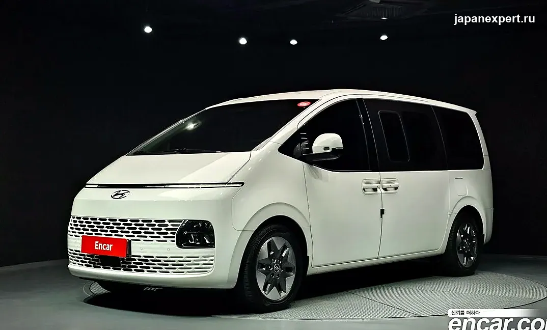 Hyundai Staria 4WD Tourer 11-Seater Modern с аукциона в Корее